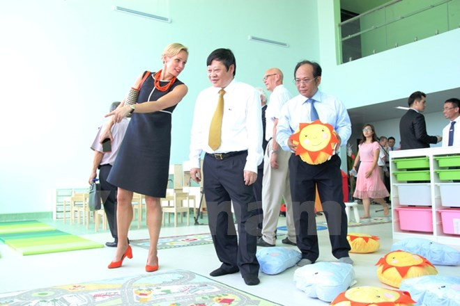 加强越南与瑞典两国友好合作关系 ảnh 2 加强越南与瑞典两国友好合作关系 ảnh 2