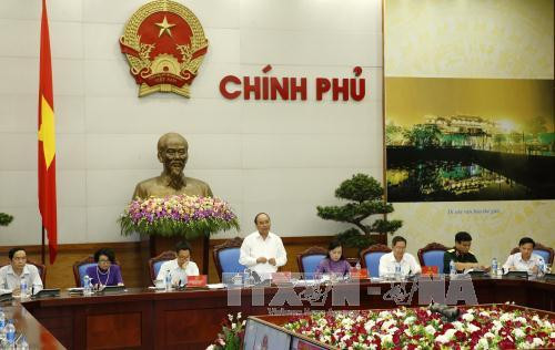 阮春福总理：加快推进医疗保险全覆盖 ảnh 1