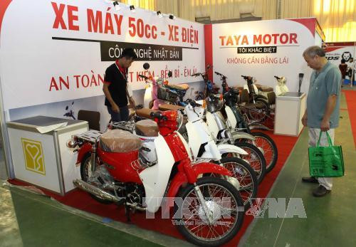 2016年第13次越南国际交通工具及其辅助工业展在河内开展 ảnh 2