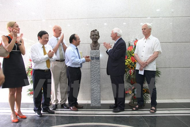 加强越南与瑞典两国友好合作关系 ảnh 1 加强越南与瑞典两国友好合作关系 ảnh 1