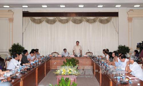 胡志明市市委书记丁罗升:胡志明市需要一个特殊机制 ảnh 1 胡志明市市委书记丁罗升:胡志明市需要一个特殊机制 ảnh 1