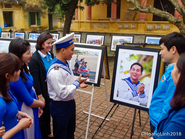 “长沙生命力——青年志愿者色彩”展览会拉开序幕 ảnh 2 “长沙生命力——青年志愿者色彩”展览会拉开序幕 ảnh 2
