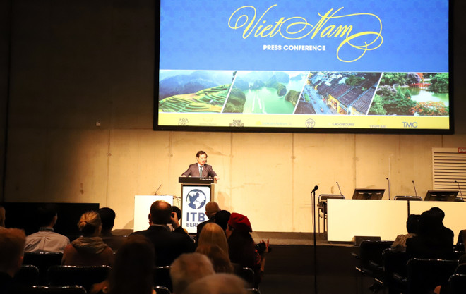 2018年柏林国际旅游展：向国际友人介绍越南旅游形象的佳机 ảnh 2