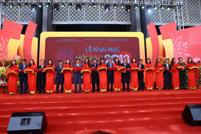 2018年越南全国报刊展正式开展 ảnh 1 2018年越南全国报刊展正式开展 ảnh 1