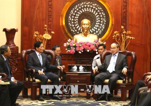 胡志明市计划与金边开展许多合作项目 ảnh 1