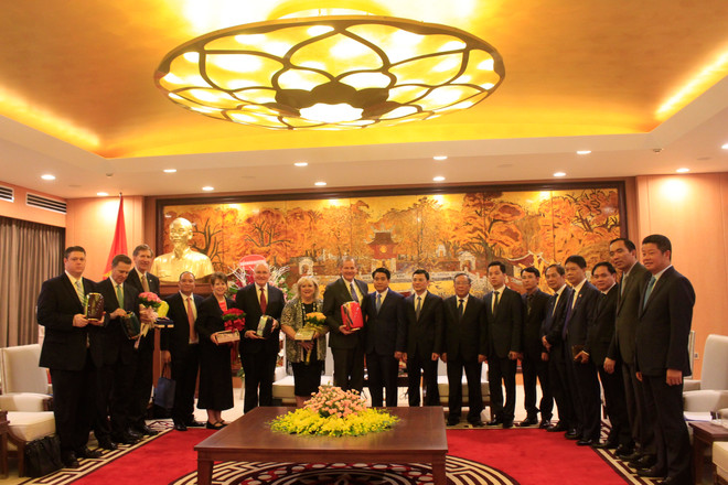 河内市领导会见耶稣基督后期圣徒教会代表团 ảnh 2 河内市领导会见耶稣基督后期圣徒教会代表团 ảnh 2