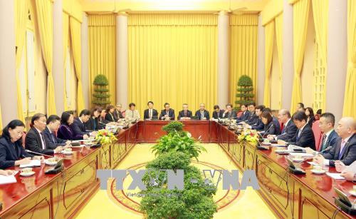 越南国家副主席邓氏玉盛会见日本工商总会代表团 ảnh 1 越南国家副主席邓氏玉盛会见日本工商总会代表团 ảnh 1
