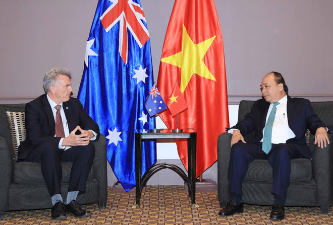 越南政府总理阮春福会见澳大利亚-越南友好协会主席金桑普森 ảnh 1