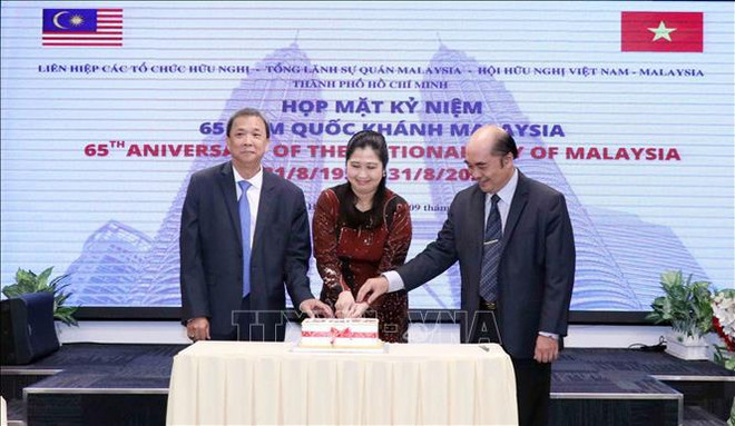 庆祝马来西亚国庆65周年见面会在胡志明市举行 ảnh 1 庆祝马来西亚国庆65周年见面会在胡志明市举行 ảnh 1