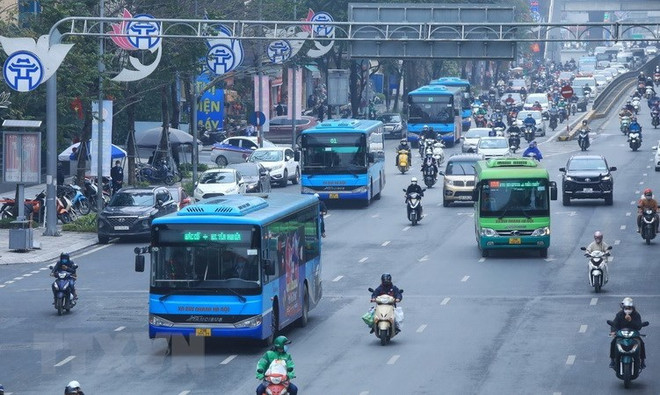 河内力争至2025年公共客运交通满足人民出行需求的30~50% ảnh 1 河内力争至2025年公共客运交通满足人民出行需求的30~50% ảnh 1