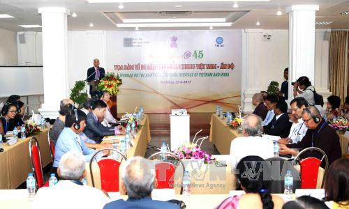 “越印共同文明遗产”座谈会在岘港举行 ảnh 1 “越印共同文明遗产”座谈会在岘港举行 ảnh 1