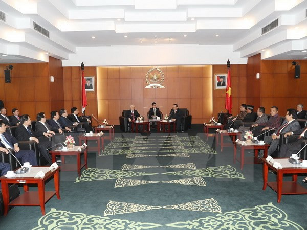 雅加达邮报:越南与印尼始终是亲密的伙伴 ảnh 1