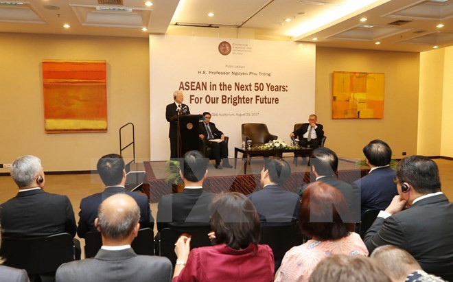 阮富仲总书记探访印尼战略与国际问题研究中心并发表重要讲话 ảnh 1 阮富仲总书记探访印尼战略与国际问题研究中心并发表重要讲话 ảnh 1