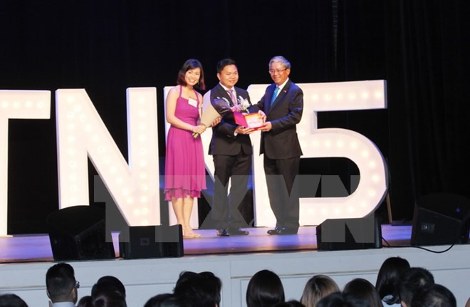 缤纷多彩的第五次“美国手牵手”年度活动亮相纽约 ảnh 1 缤纷多彩的第五次“美国手牵手”年度活动亮相纽约 ảnh 1