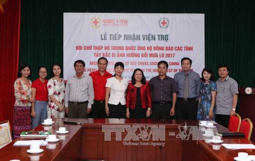 中国红十字会向越南西北地区洪水灾民提供援助 ảnh 1 中国红十字会向越南西北地区洪水灾民提供援助 ảnh 1