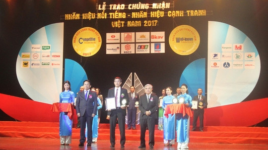 越南航空总公司跻身2017年越南十大知名品牌名单 ảnh 1