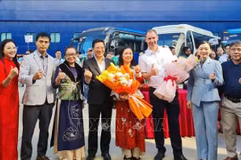 广宁省迎来今年邮轮旅游季首趟北海—下龙国际邮轮