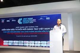 国家创新中心主任武国辉在论坛发布会上发言。图自越通社