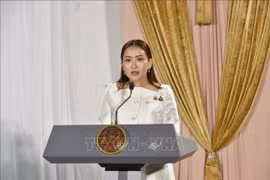 佩通坦·钦那瓦被解除泰国总理职务。图自越通社
