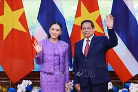 越南与泰国发表关于将双边关系提升至全面战略伙伴的联合声明