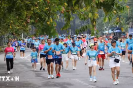2025年VnExpress马拉松芹苴站现场。图自越通社