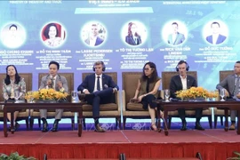 讨论会现场。图自越通社