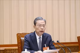 中国全国人大常委会委员长赵乐际。图自越通社