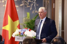 古共中央第一书记、古巴国家主席迪亚斯-卡内尔。图自越通社