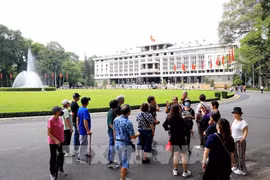 2025年7月，胡志明市接待国际游客达695.9万人次。图自越通社