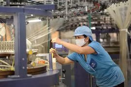 建设环保达标的纺织印染园区是该行业的亮点之一。图自越通社