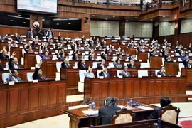 柬埔寨首次召开两院联席会议。图自越通社