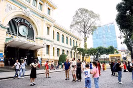 胡志明市邮局。图自越通社