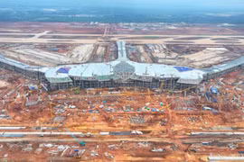 隆城国际机场。图自越通社