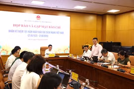 新闻发布会现场。图自越通社