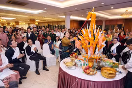 老挝传统新年庆祝活动现场。图自越通社