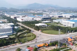 富寿省某个工业园区。图自越通社