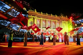 《河内——从1945年历史之秋》文艺晚会即将于8月15日晚在八月革命广场举行。图自越通社