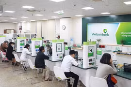 越南外贸股份商业银行交易处。图自越通社