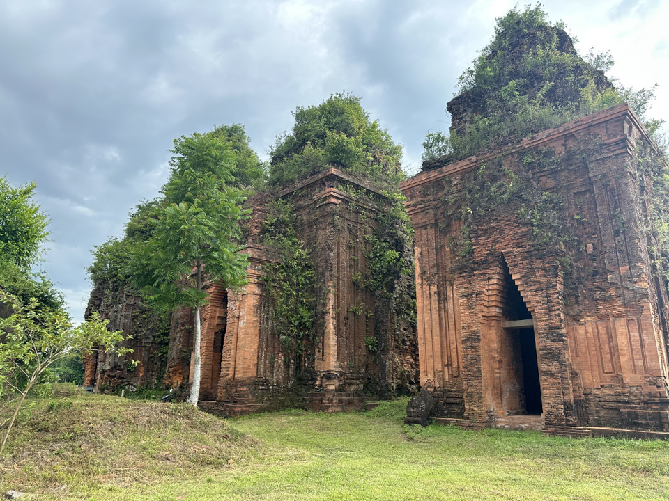 姜美塔建于公元10世纪初，是保存较为完整的占婆塔群之一。图自越通社