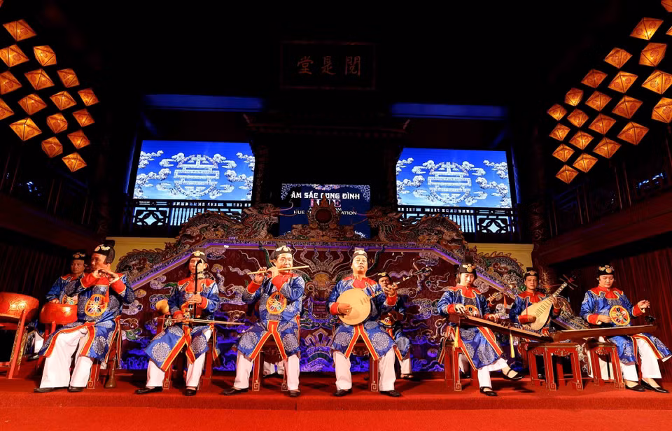 顺化宫廷雅乐——代表宫廷音乐的高雅艺术，被联合国教科文组织列入“人类口述与非物质文化遗产杰作”名录，并被誉为古都宁静之中的文化瑰宝。图自越通社