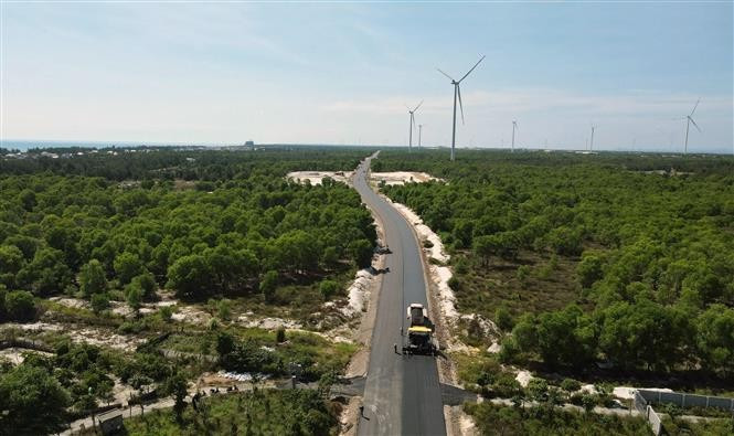 广治沿海公路为沿海众多潜力地区提供发展机遇。图自越通社