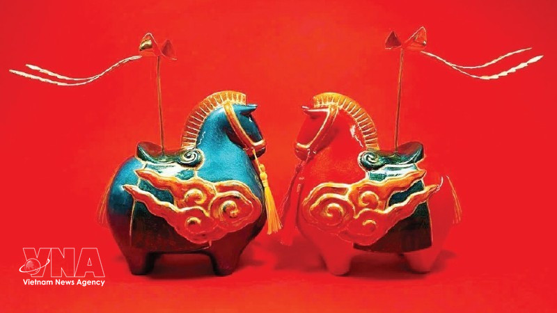 “梅花骏马”作品 图自越通社