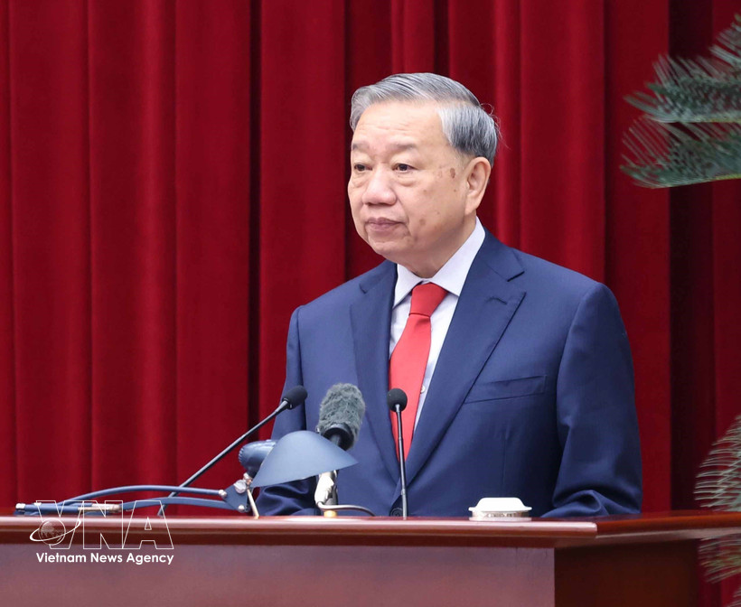 越共中央总书记苏林主持会议并致开幕词 图自越通社
