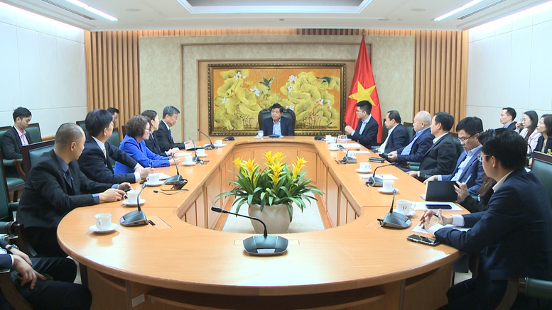 越南政府副总理 阮志勇在政府办公厅会见了阿彻曼德（ArcherMind）集团董事长王继平 图自越通社