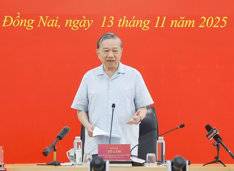 越共中央总书记苏林发言。图自越通社