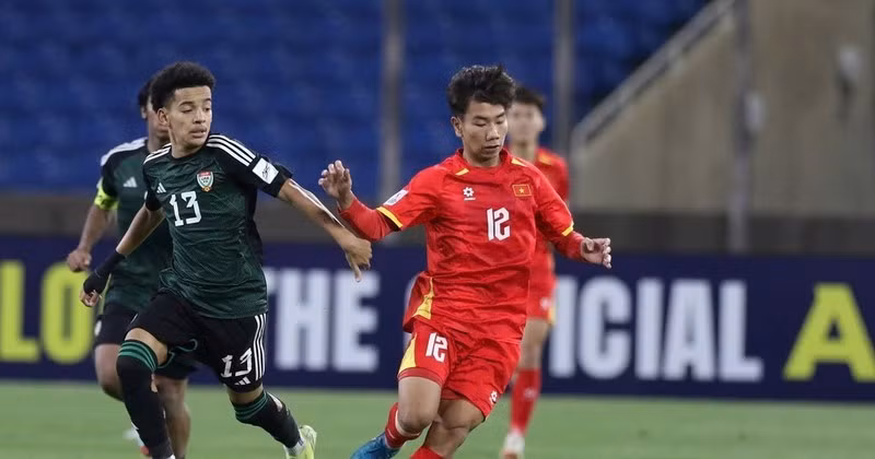 越南U17队与阿联酋U17队以1比1握手言和。图自人民报