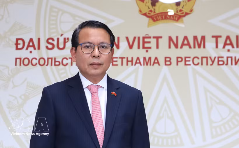 越南驻白俄罗斯大使阮文忠。图自越通社