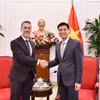 越南外交部副部长邓黄江会见联合国人口基金(UNFPA)驻越南首席代表马特·杰克逊 图自越通社