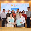 胡志明市儿童权益保护协会与胡志明市心理学与教育科学协会签署关于成立并运营儿童及家庭心理—社会支持服务点的合作协议。图自越通社