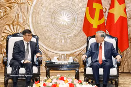 越共中央总书记、国家主席苏林会见蒙古国驻越大使